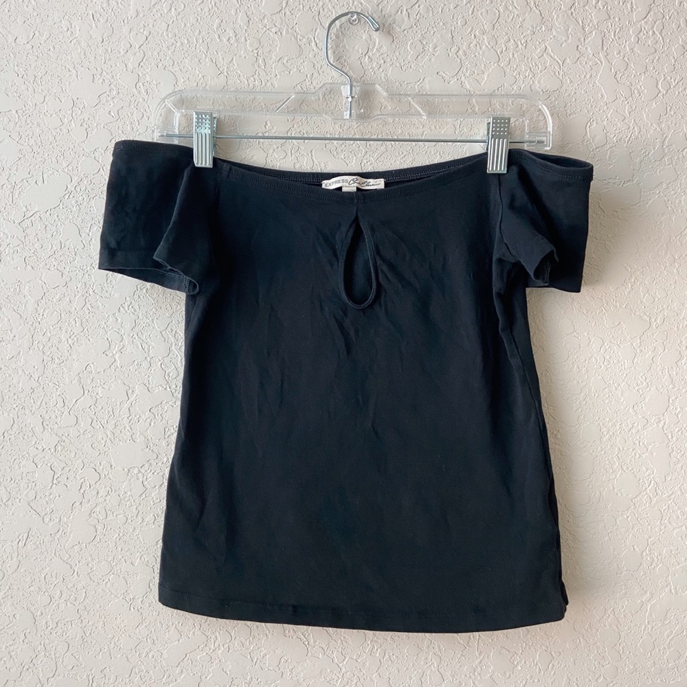 Black Off-the-shoulder Crop Top